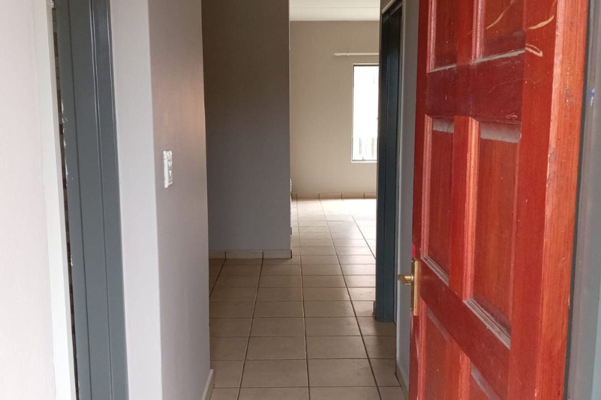 2 bedroom 1 bathroom first floor Apartment for Sale - Photo 3