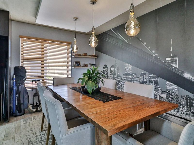 STUNNING 1 BEDROOM FOR SALE IN BEDFORDVIEW - Photo 9