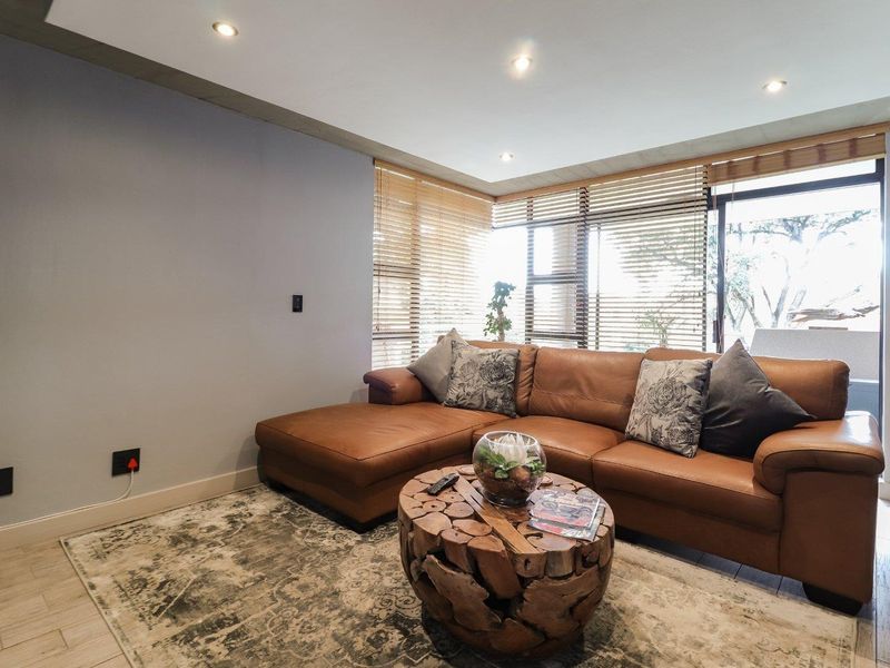 STUNNING 1 BEDROOM FOR SALE IN BEDFORDVIEW - Photo 8