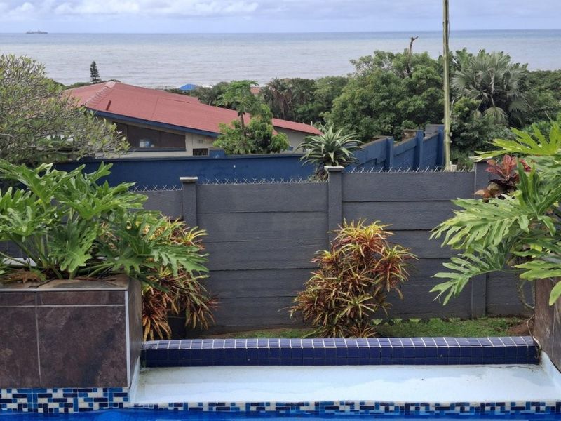 Opportunity Just knocked!!! Spacious Family Home - An Entertainer’s Delight - With 3 Income Generating Flatlets .. - Photo 6