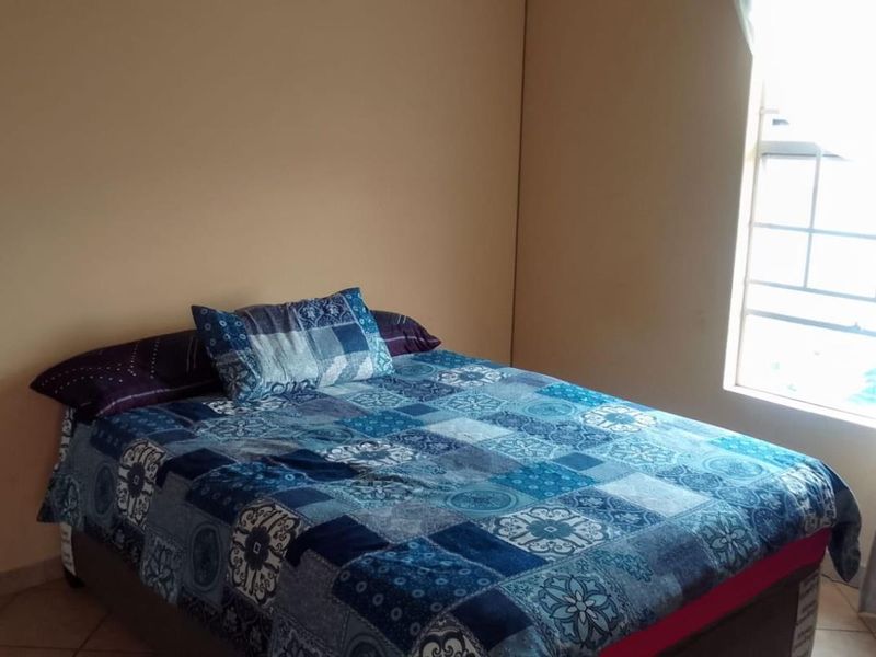 4 Bedroom House in Blue Hills Extension 32 for sale - Photo 9