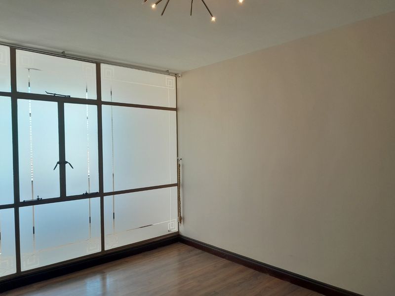 1.5 Bedroom Apartment For Sale in Bedford Gardens - Photo 9
