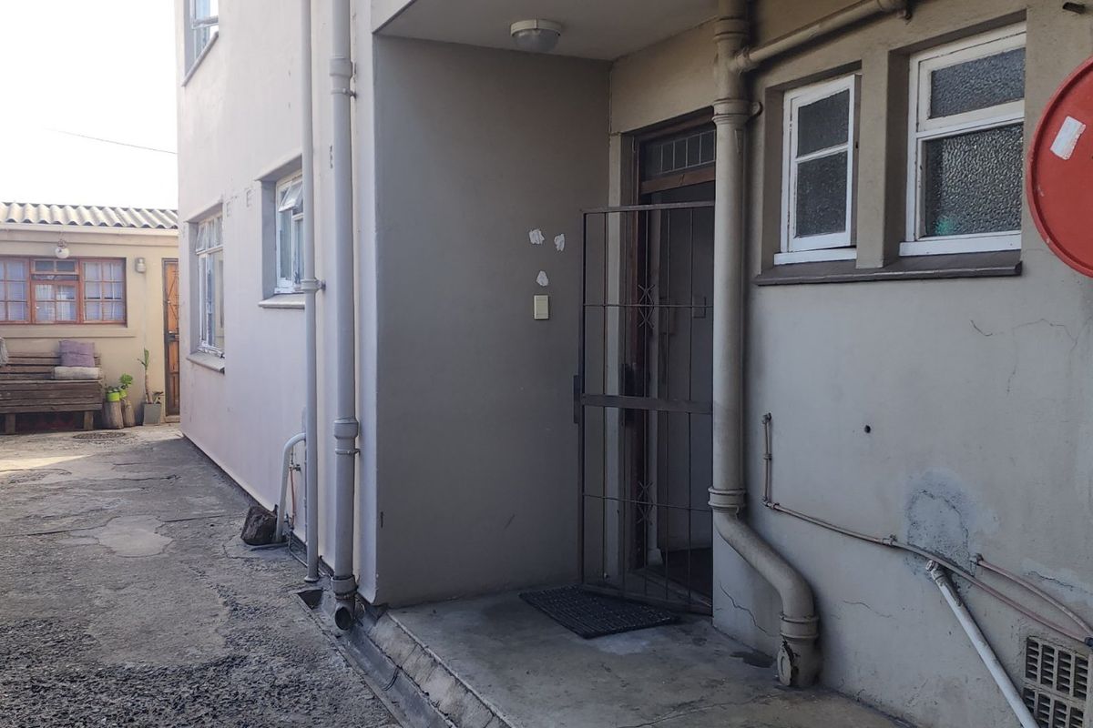 2 Bedroom flat for sale in Goodwood - Photo 5