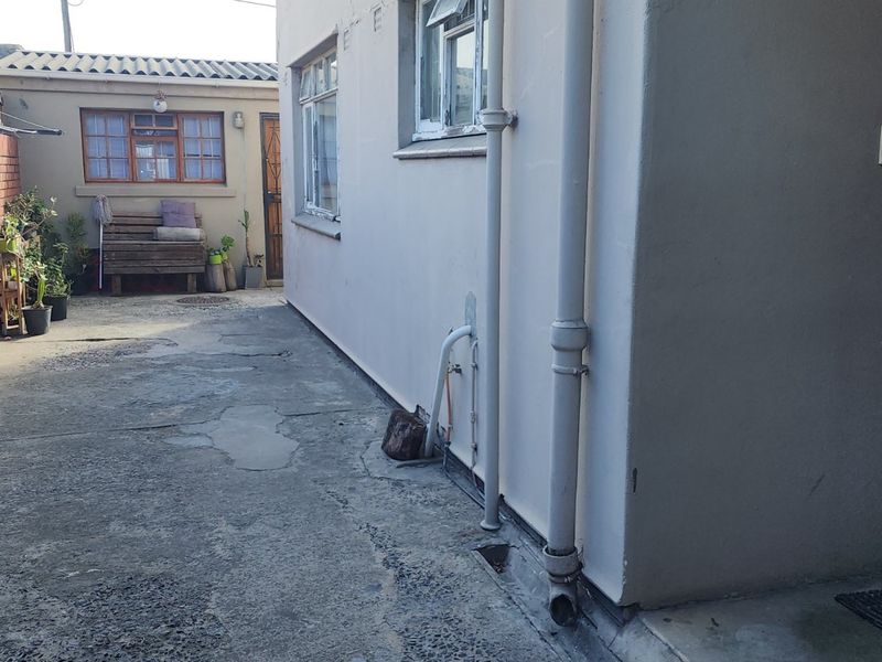 2 Bedroom flat for sale in Goodwood - Photo 4