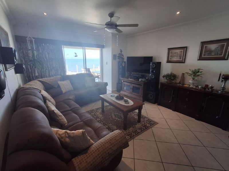 Luxury Coastal Retreat With Breathtaking Ocean And Beach Vistas!!!! - Photo 5