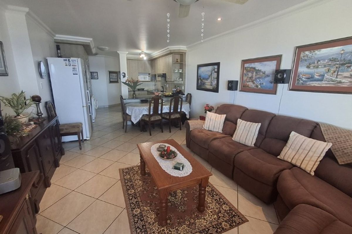 Luxury Coastal Retreat With Breathtaking Ocean And Beach Vistas!!!! - Photo 3