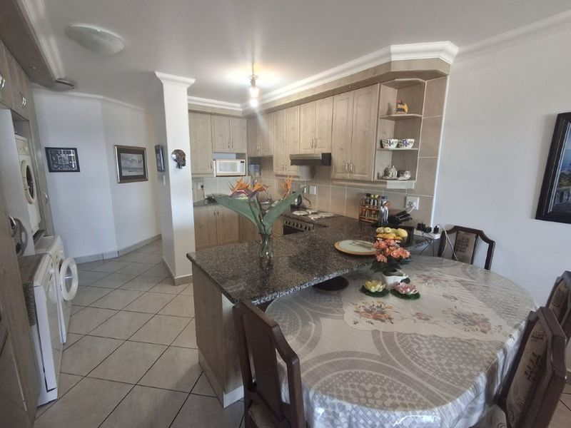 Luxury Coastal Retreat With Breathtaking Ocean And Beach Vistas!!!! - Photo 6