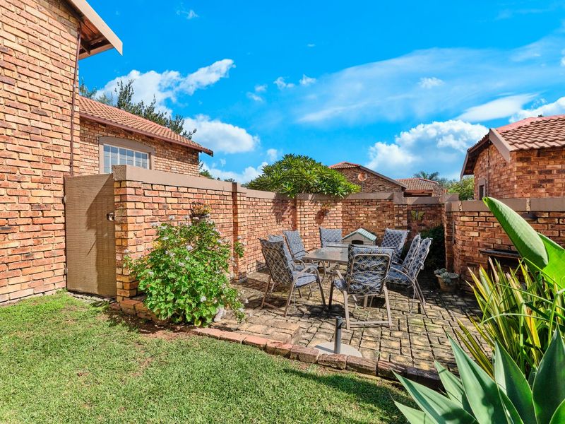 SOLD -----Savuti Complex – North Riding: Secure & Stylish 3-Bedroom Cluster Home - Photo 4