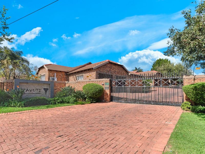 SOLD -----Savuti Complex – North Riding: Secure & Stylish 3-Bedroom Cluster Home - Photo 5