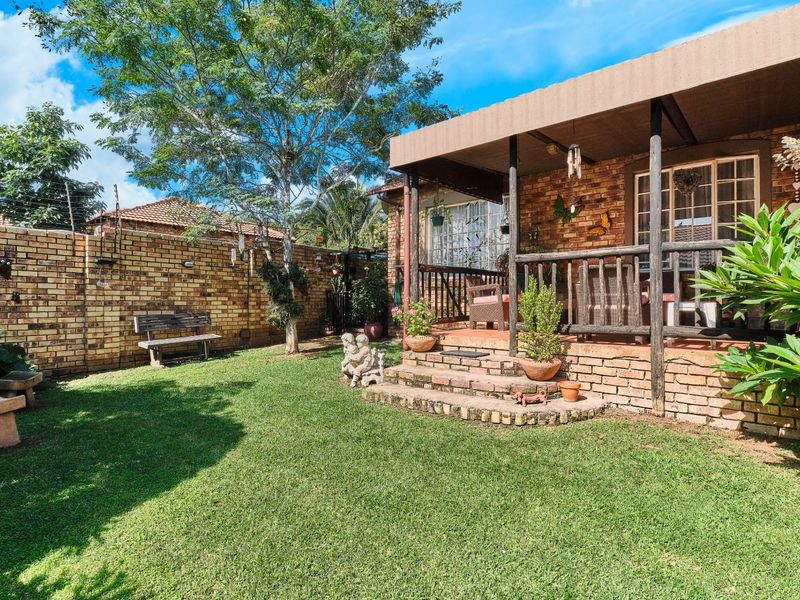 SOLD -----Savuti Complex – North Riding: Secure & Stylish 3-Bedroom Cluster Home - Photo 3