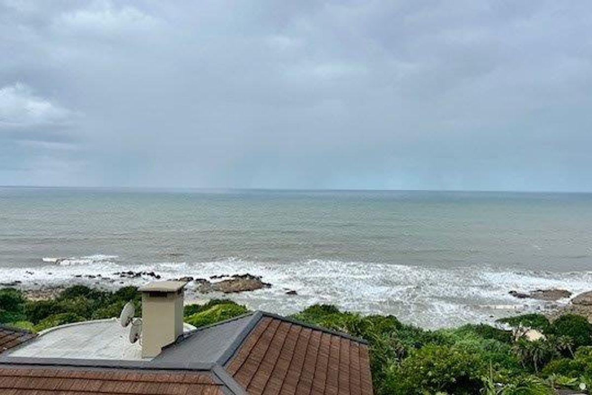 Elegant Coastal Sanctuary With Panoramic Ocean Views – Ramsgate’s Finest Address - Photo 3