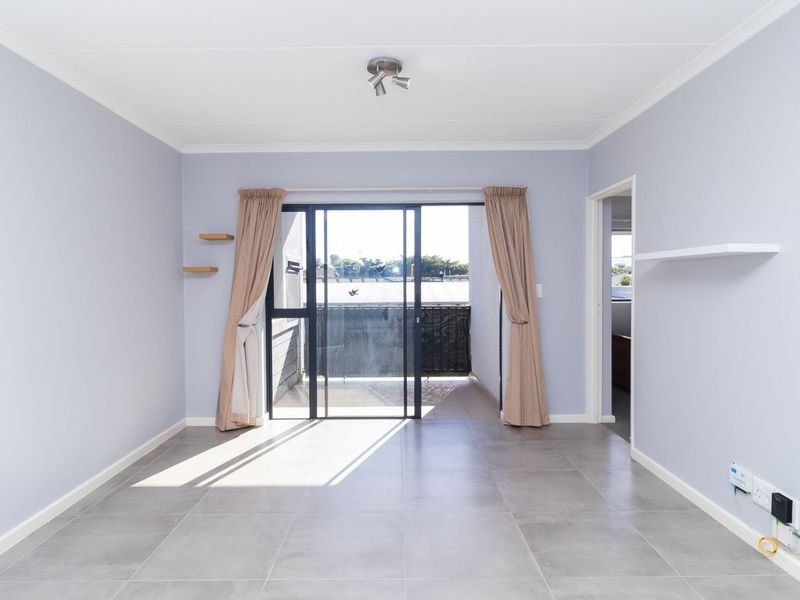 Modern 1st Floor 2-Bedroom , 2 Bathroom Apartment in Hazelwood – Prime Location & Great Investment Opportunity! - Photo 9