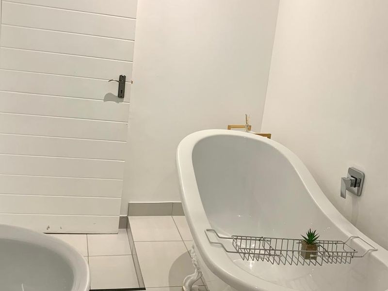 NEW RELEASE; EXECUTIVE CORPORATE BROOKES HILL BEACHFRONT - Photo 10