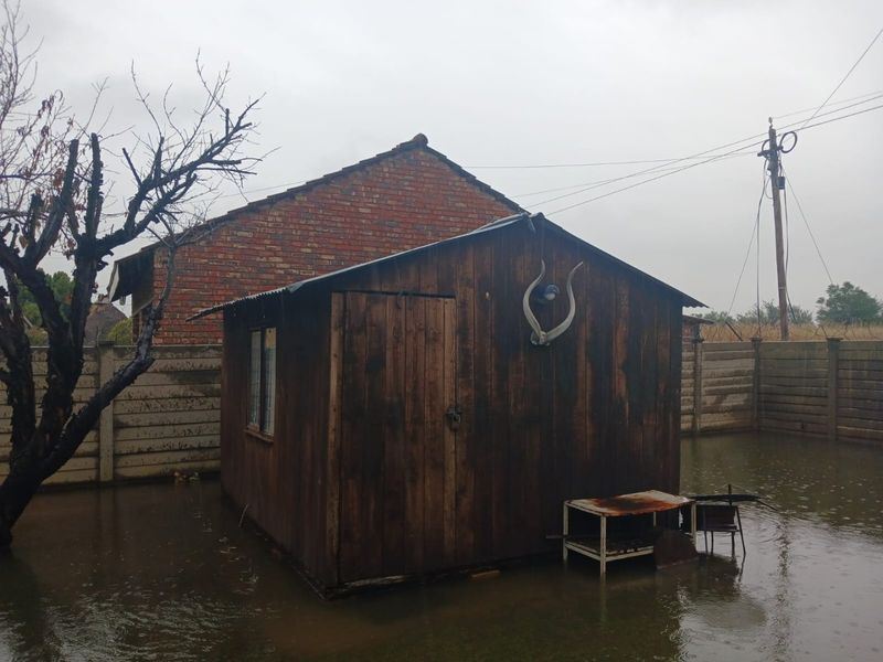 Charming Family Home with Bonus Flatlet in Lourenspark, Orkney - Photo 5