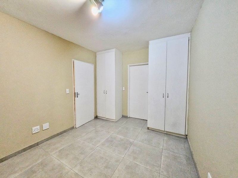 Calling all prospective buyers with a budget ranging from R 420 000.00 to R 425 000.00. An exceptional opportunity awaits you in this vibrant community of Esther Park. - Photo 6