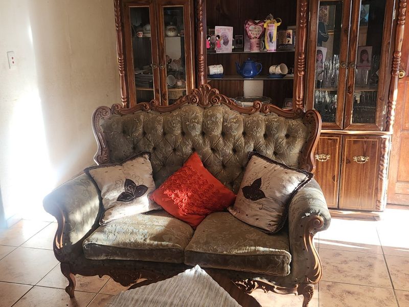 3 Bedroom home for sale in - Photo 5