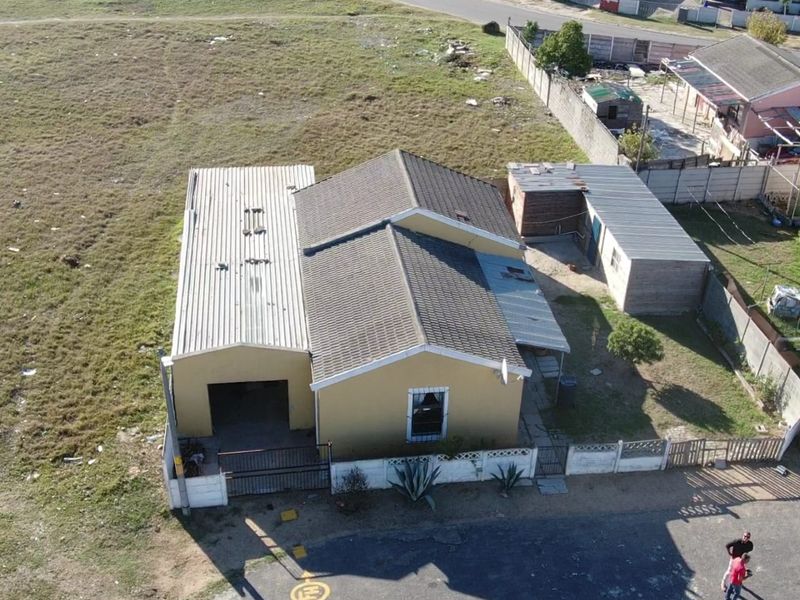 3 Bedroom home for sale in - Photo 2