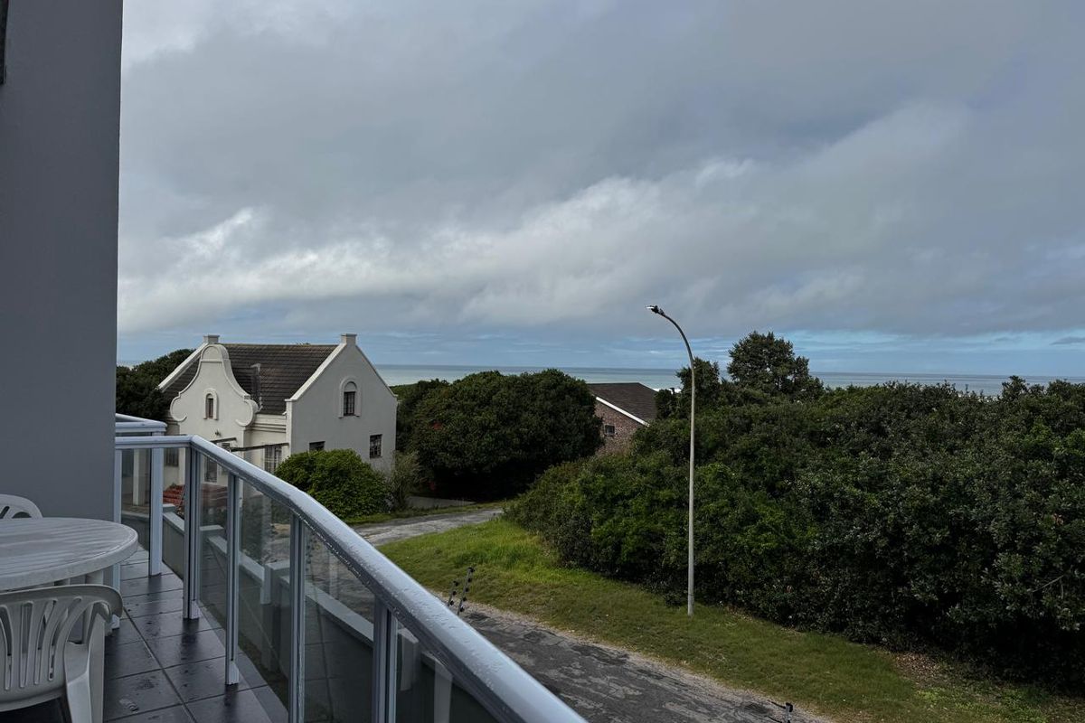 Apartment with Breath-taking Sea Views - Photo 4