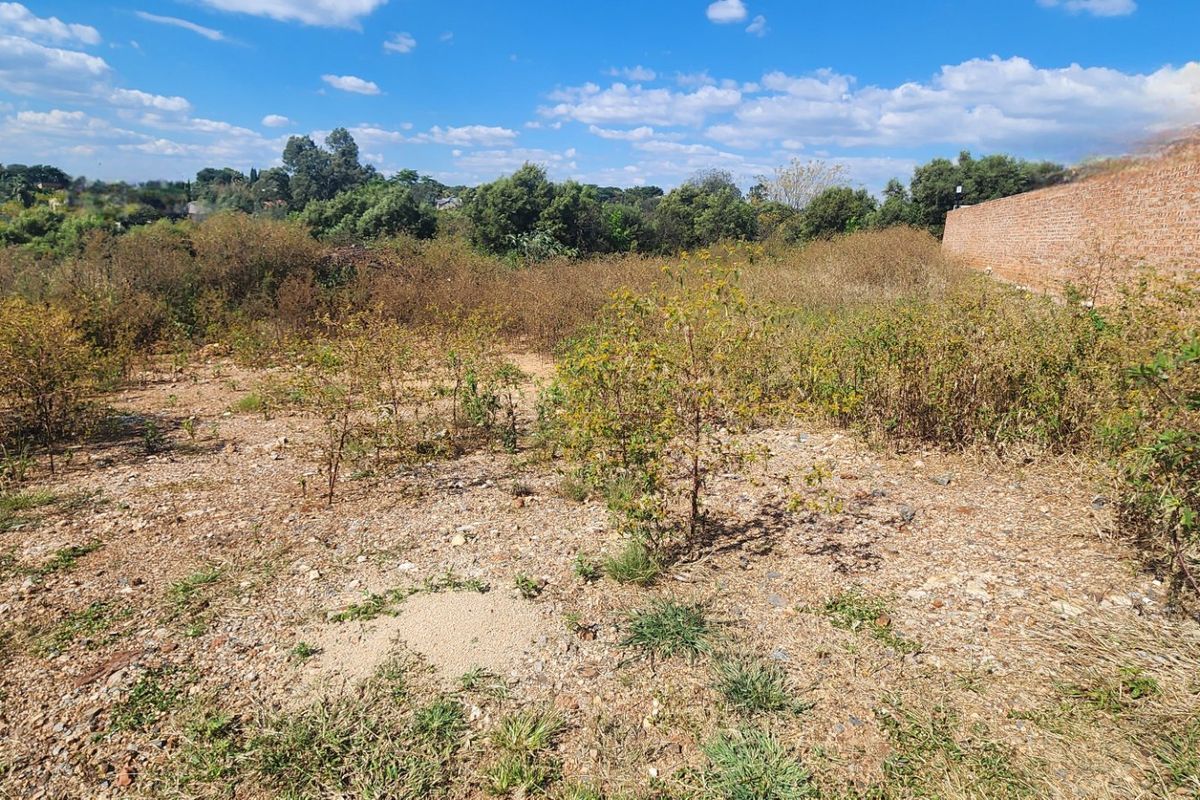 Vacant Land for Sale in Prestigious Eldo Ridge Estate. - Photo 4