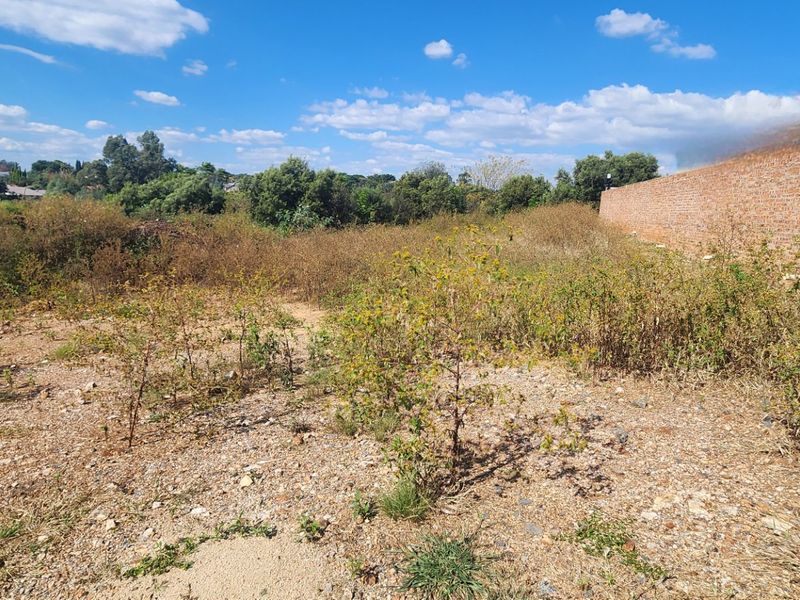 Vacant Land for Sale in Prestigious Eldo Ridge Estate. - Photo 7