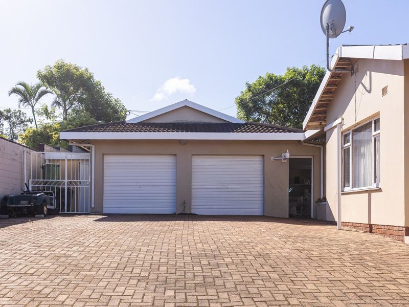 Beautiful Family Home With Sea Views – Incredible Value! - Photo 3