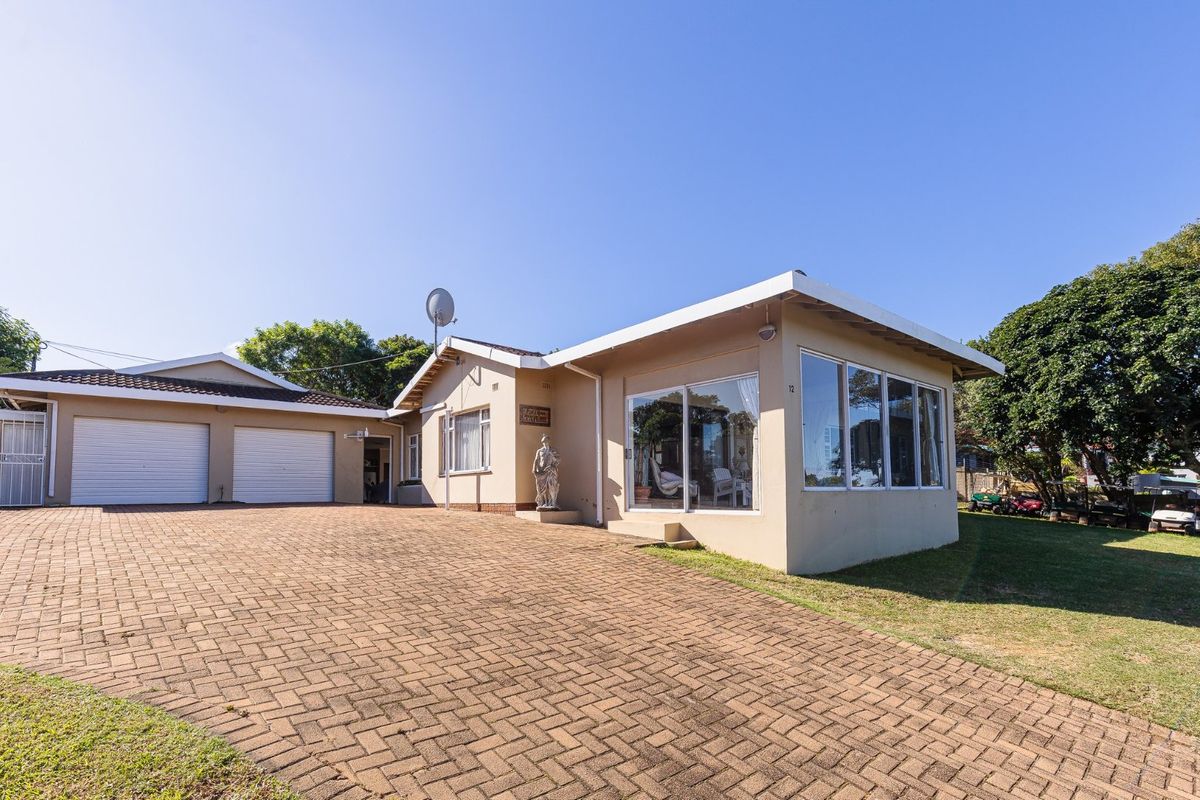 Beautiful Family Home With Sea Views – Incredible Value! - Photo 2