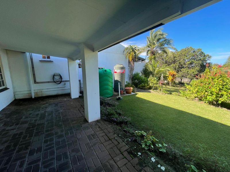 Stunning 3-Bedroom Townhouse For Sale - Photo 9