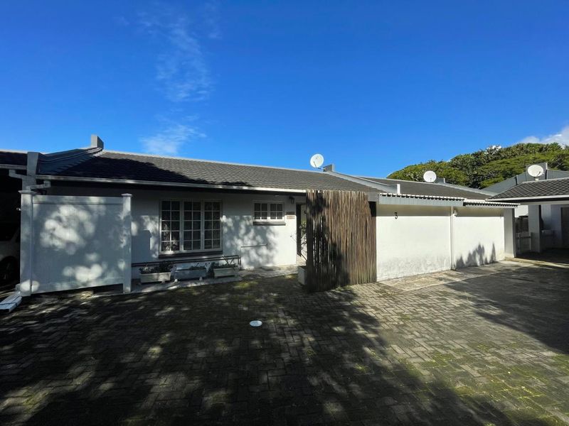 Stunning 3-Bedroom Townhouse For Sale - Photo 8