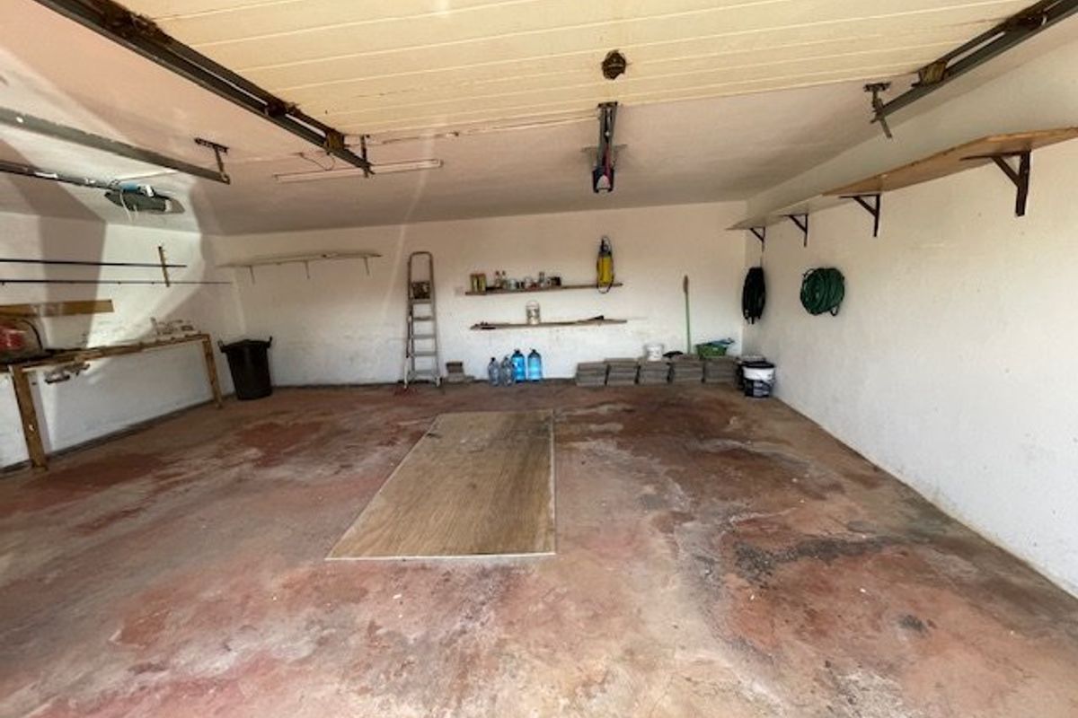 Fully Furnished 3-Bedroom, 2.5-Bathroom Townhouse With Stunning Sea Views - Photo 4