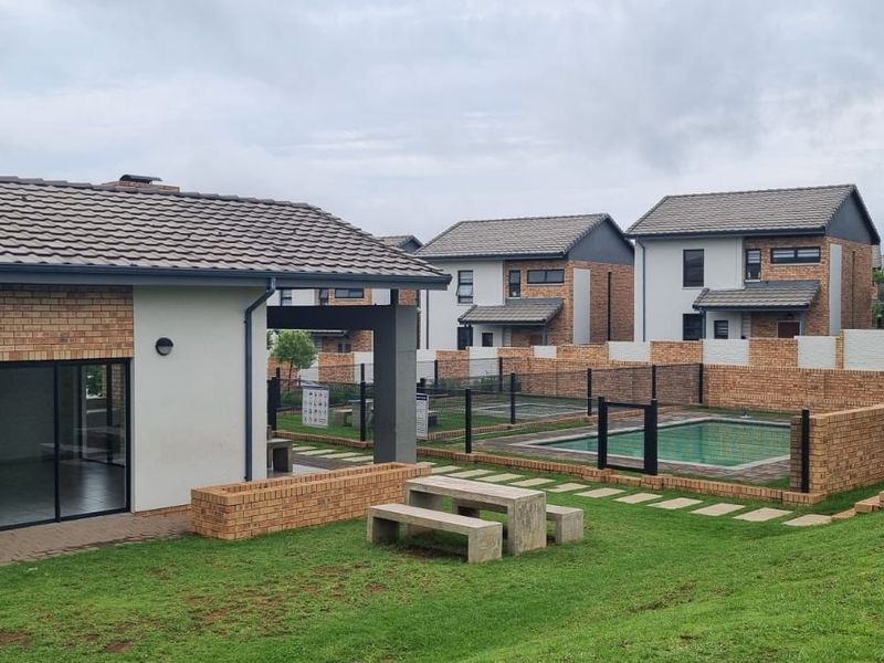 Popular Ground Floor Units with Garden - Photo 9