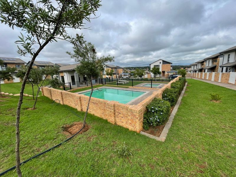 Popular Ground Floor Units with Garden - Photo 6