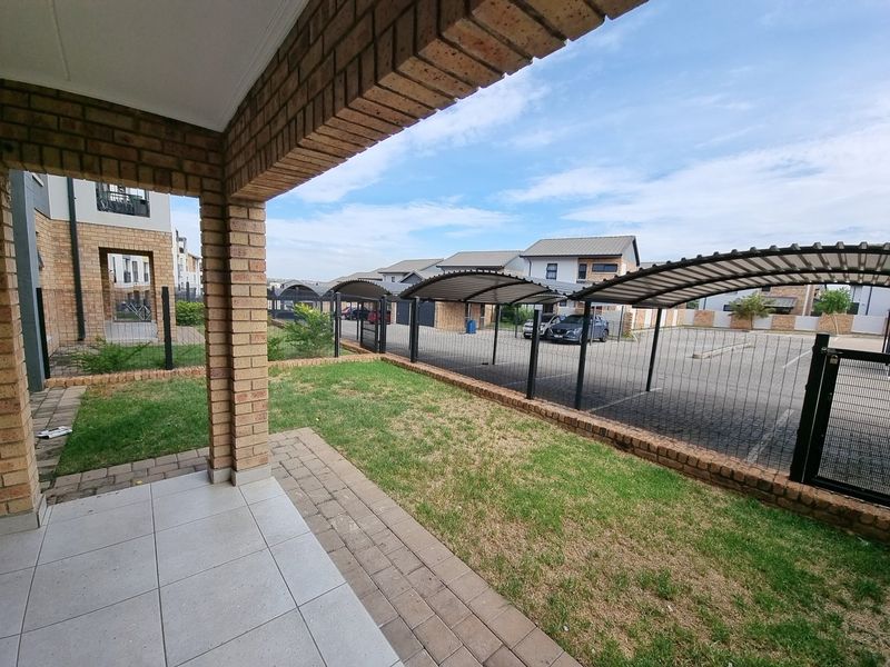 Popular Ground Floor Units with Garden - Photo 3