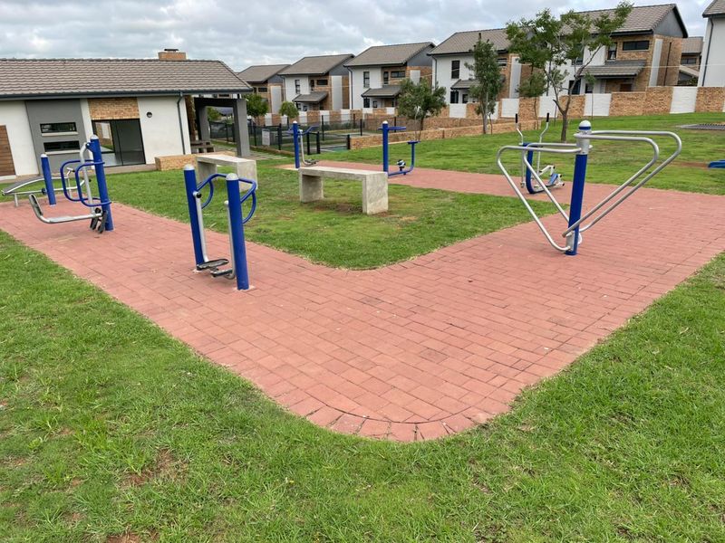 Popular Ground Floor Units with Garden - Photo 7