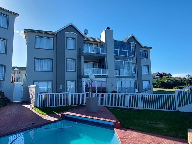 Immaculate Fully Furnished 3 Bedroom 2 Bathroom Unit in Aston Bay - Photo 4