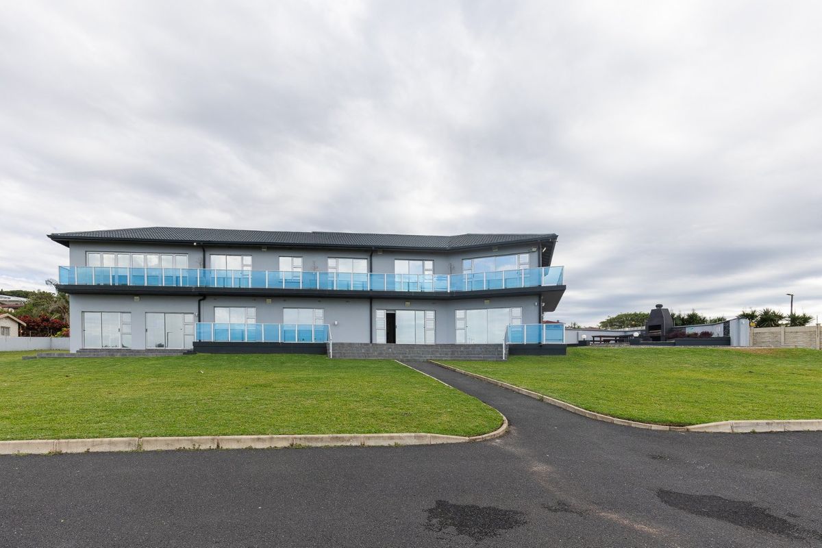 Spectacular Beachfront Home in Uvongo – Ultimate South Coast Living! - Photo 2