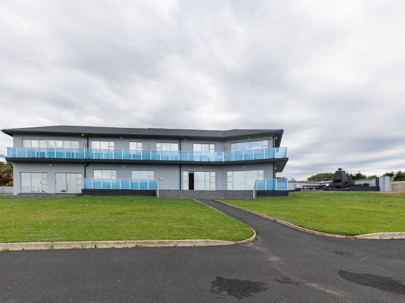 Spectacular Beachfront Home in Uvongo – Ultimate South Coast Living! - Photo 2