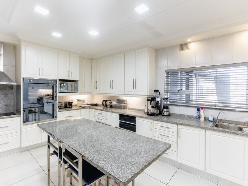 Spectacular Beachfront Home in Uvongo – Ultimate South Coast Living! - Photo 5