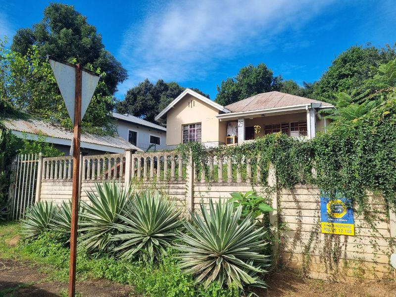 Versatile 3-Bedroom Corner Property for Sale in the Heart of Prestbury — Endless Potential! - Photo 5