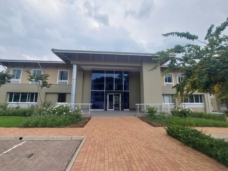 Investment Office Building for Sale  – Country Club Estate, Woodmead - Photo 2
