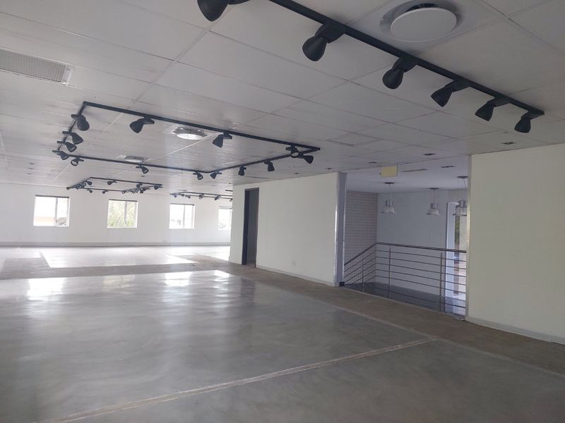 Investment Office Building for Sale  – Country Club Estate, Woodmead - Photo 10