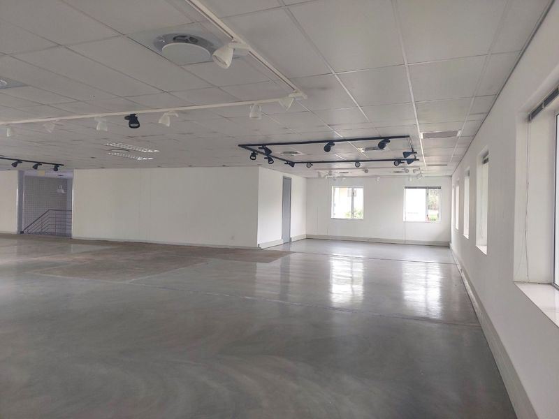 Investment Office Building for Sale  – Country Club Estate, Woodmead - Photo 8