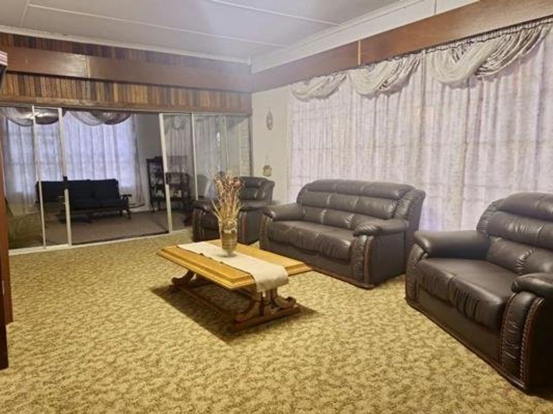 A farm in Lakeview Bloemfontein for sale. - Photo 2