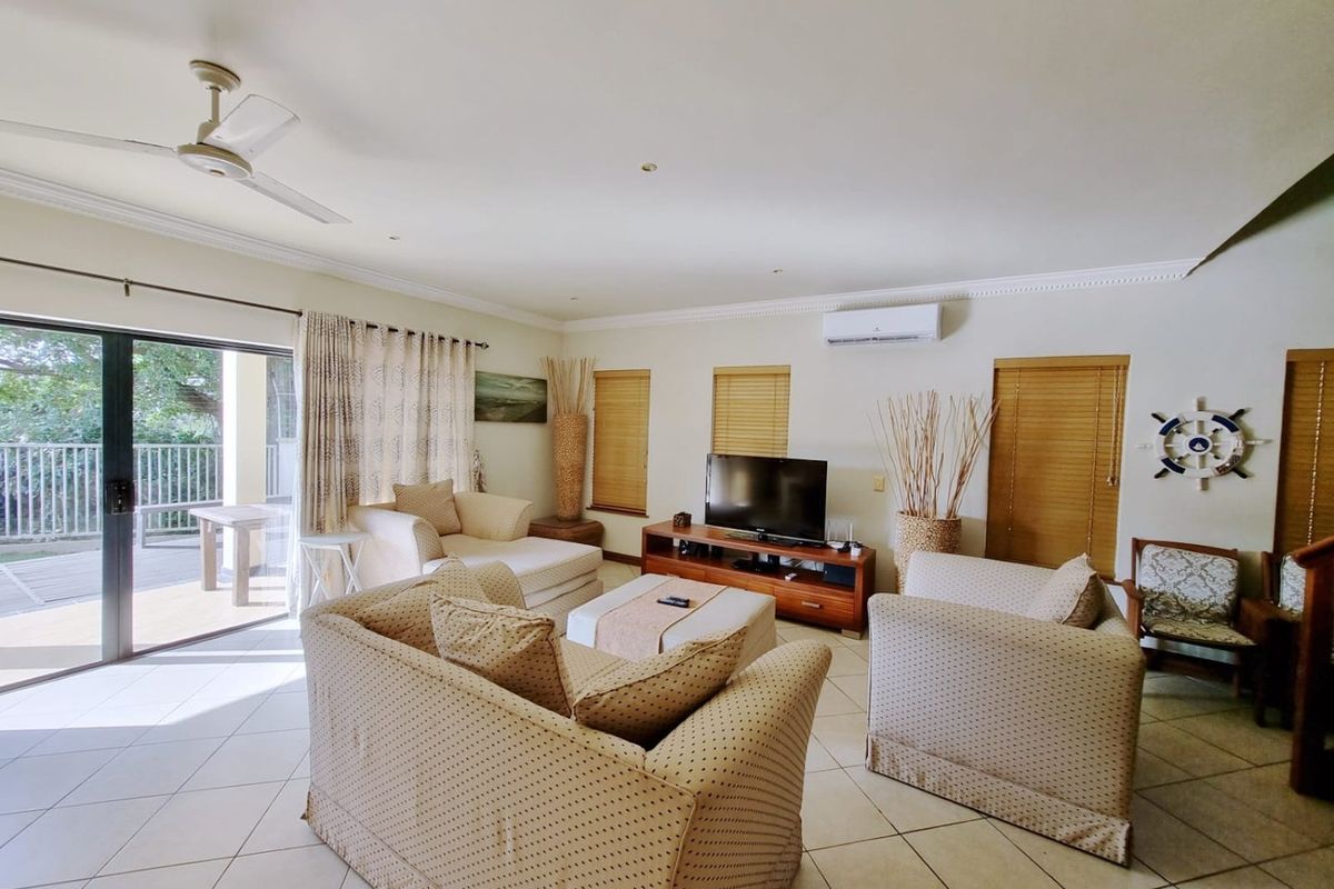 Your Perfect Coastal Getaway: Spacious Townhouse In Nkwazi Ridge Estate, Zinkwazi Beach - Photo 4