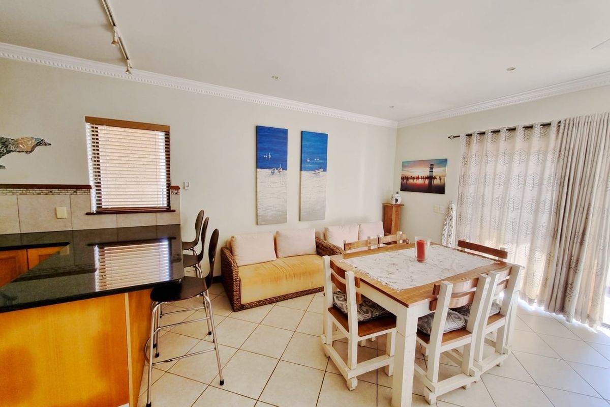 Your Perfect Coastal Getaway: Spacious Townhouse In Nkwazi Ridge Estate, Zinkwazi Beach - Photo 5