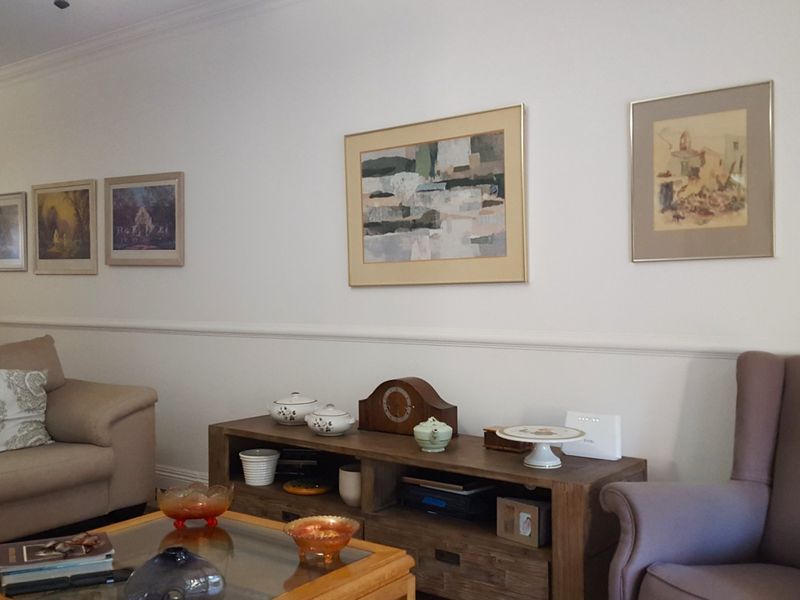 2 Bedroom Garden Apartment for Sale  - Photo 4