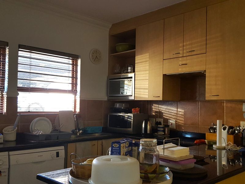 2 Bedroom Garden Apartment for Sale  - Photo 8