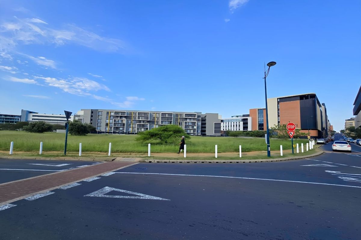 Prime Vacant Land for Sale in Umhlanga - Photo 2