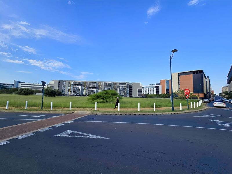 Prime Vacant Land for Sale in Umhlanga - Photo 2
