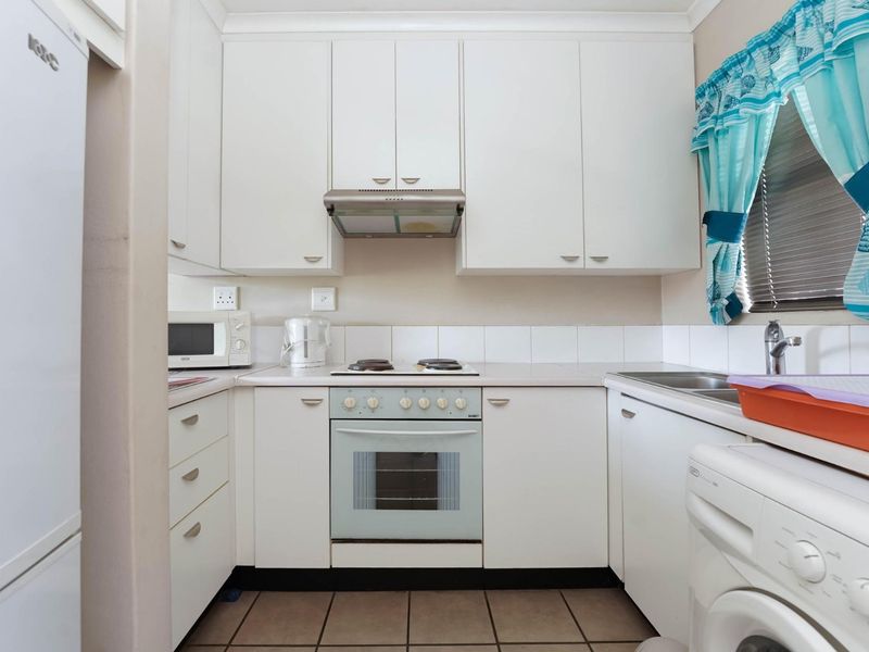 Serene North facing 2 bedroom apartment now available! - Photo 10