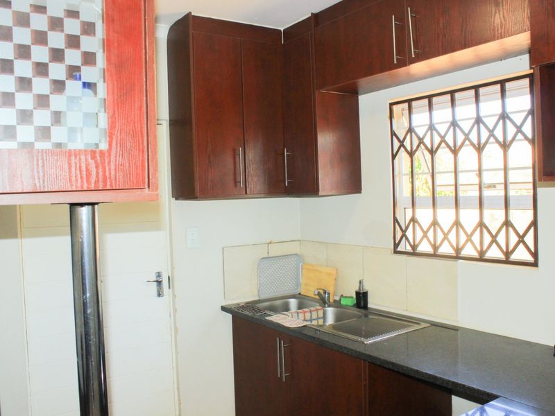 2 bedroom house to forsale  Kirkney - Photo 3